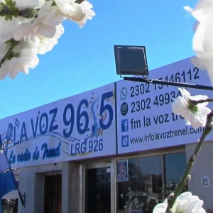 FM La Voz Trenel
