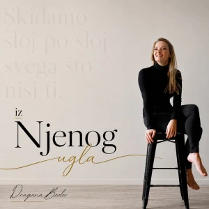 Iz njenog ugla