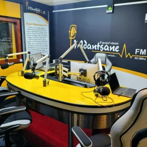 Mdantsane FM 89.5 S'guqul'ubom