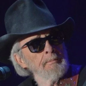 Country Music Radio - Merle Haggard