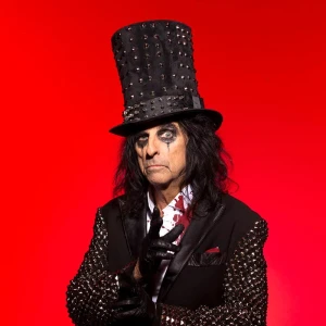 Exclusive Alice Cooper - HITS