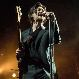 Exclusive Arctic Monkeys - HITS