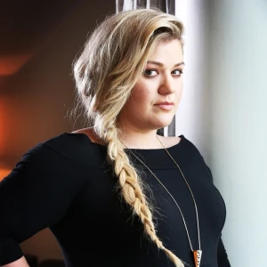 Exclusively Kelly Clarkson