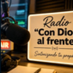 Radio "Con Dios al Frente"